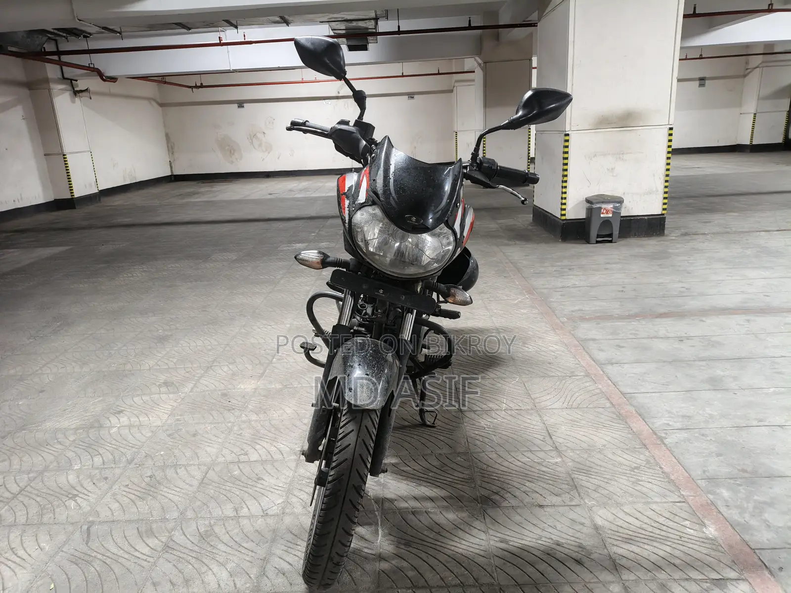 Bajaj Discover 125 2021 Black