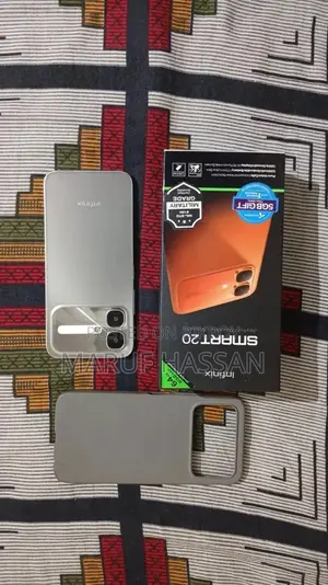 Infinix Smart 20 64 GB Silver