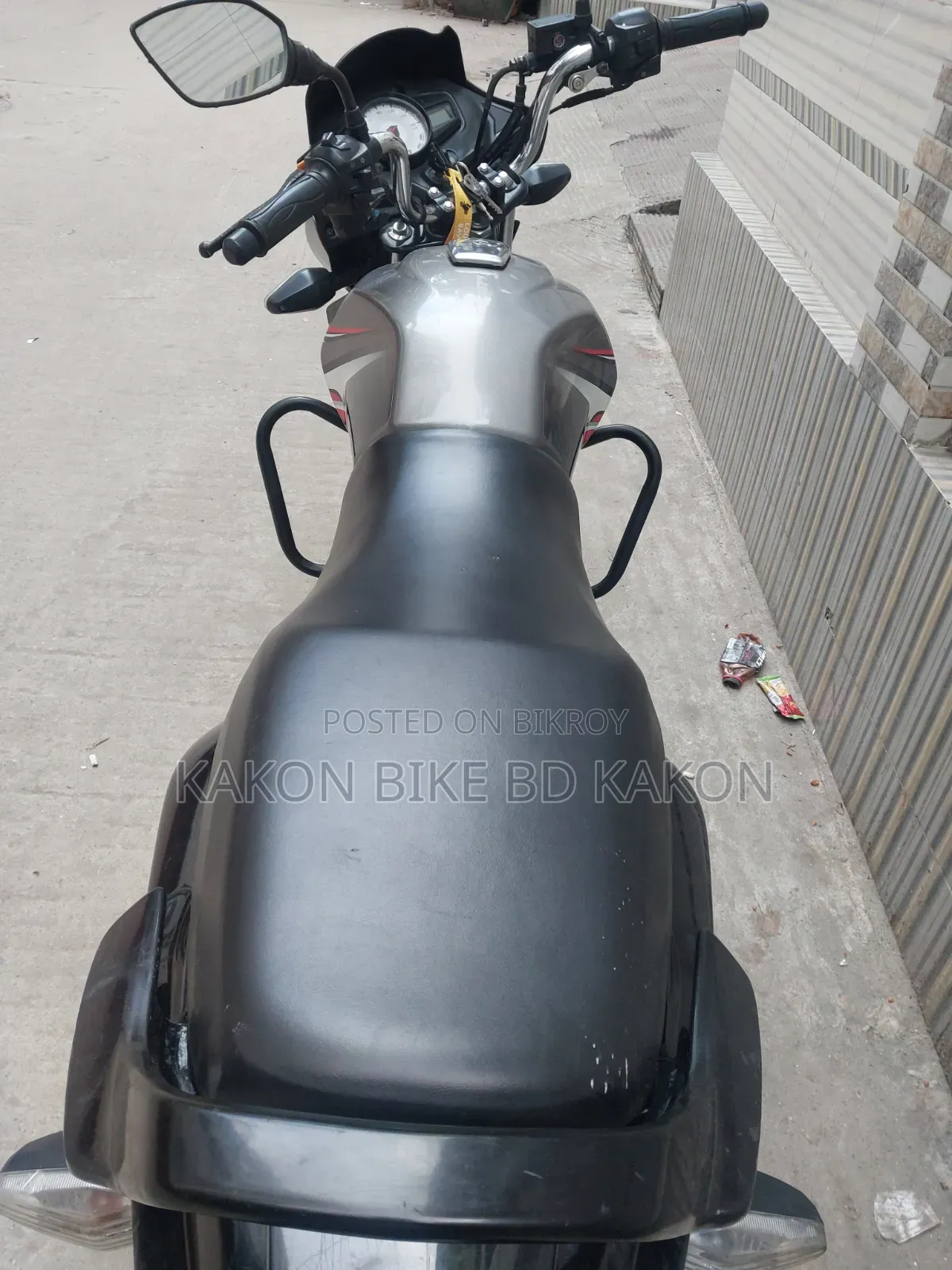 TVS Metro Plus 2022 Gray