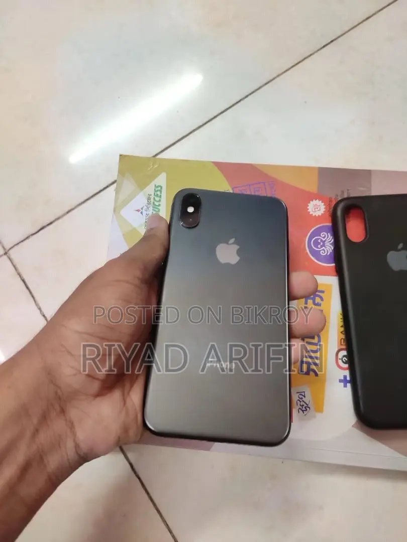 Apple iPhone XS 64 GB Black