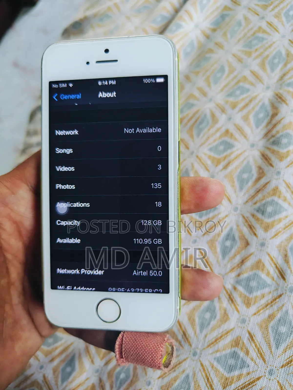 Apple iPhone SE 128 GB White