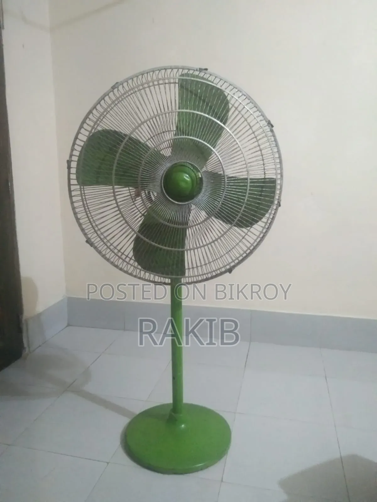 Large size iron stand fan