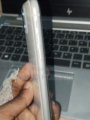 Apple iPhone 11 64 GB White