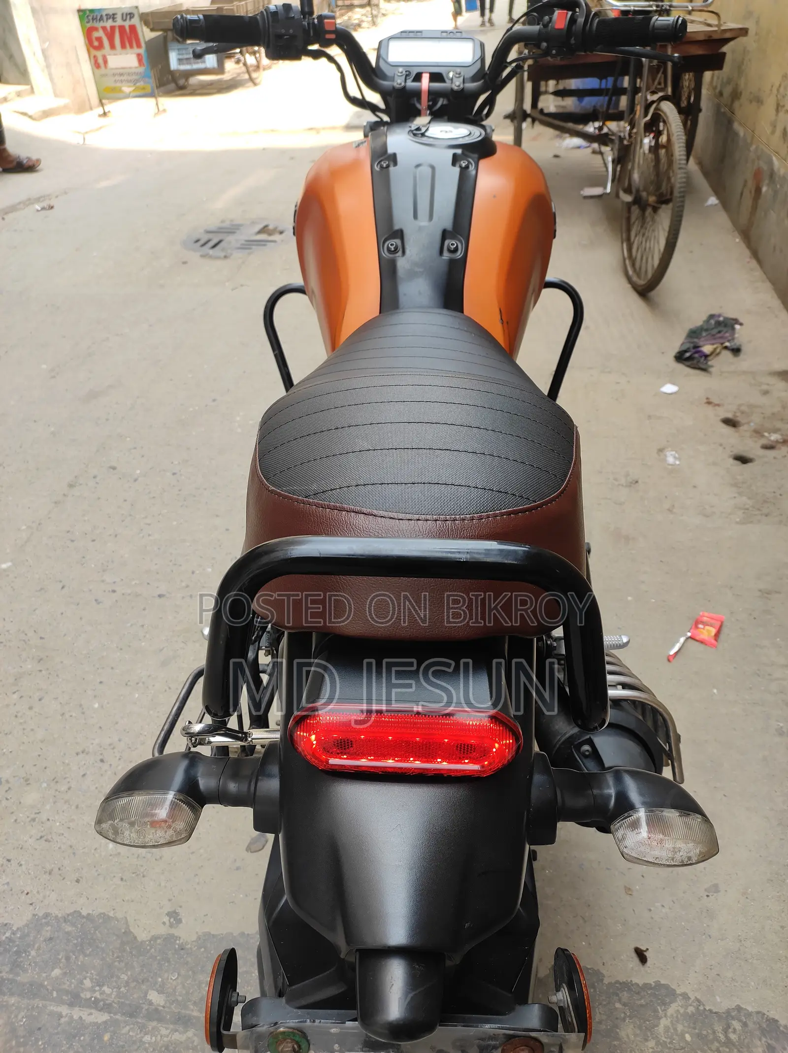 Yamaha FZ 2024 Orange