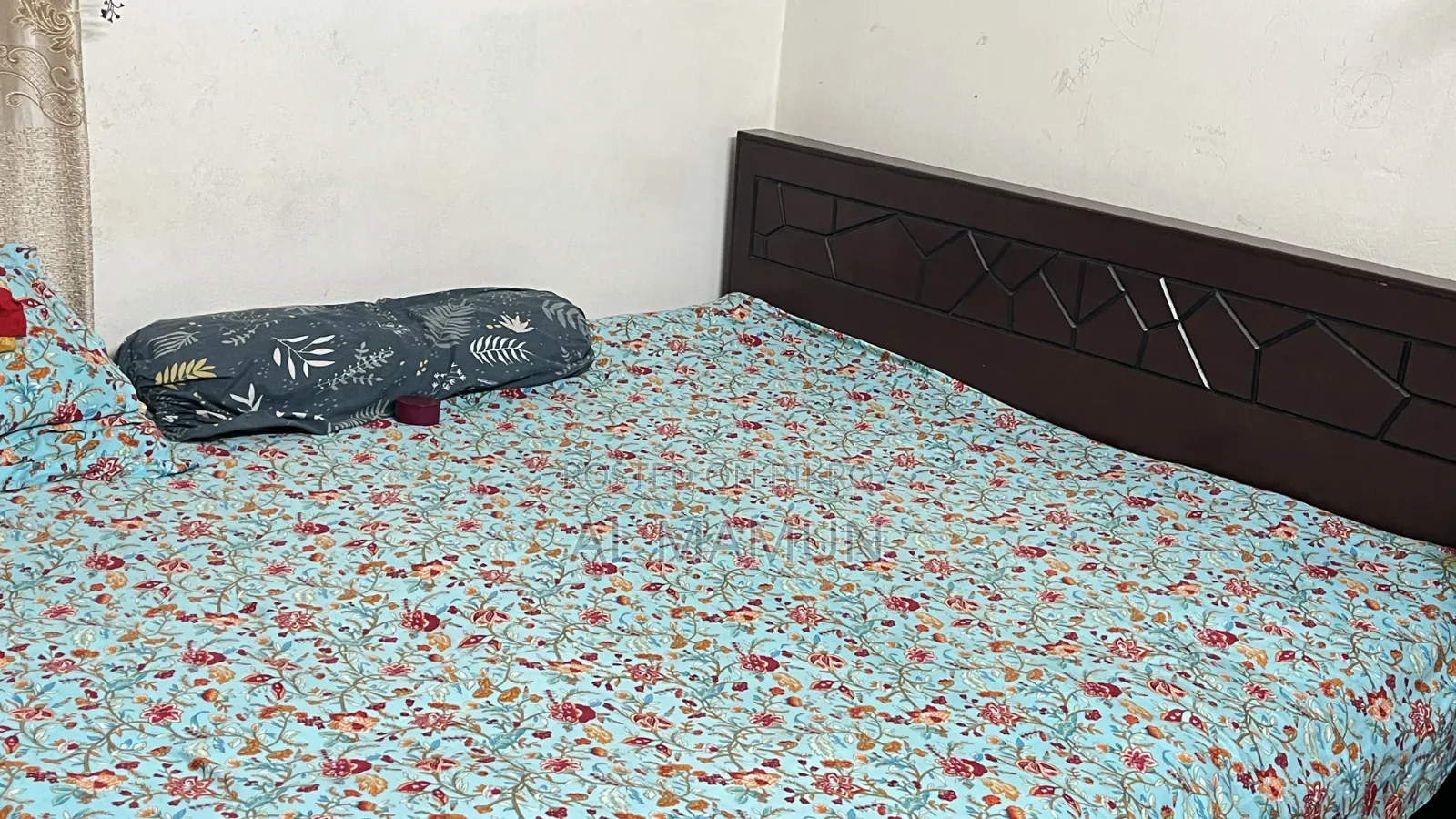 Malaysian 6/7 Feet Bed With Mattress
