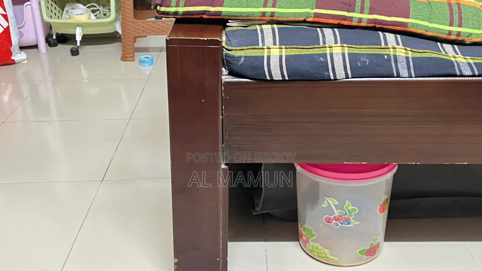 Malaysian 6/7 Feet Bed With Mattress