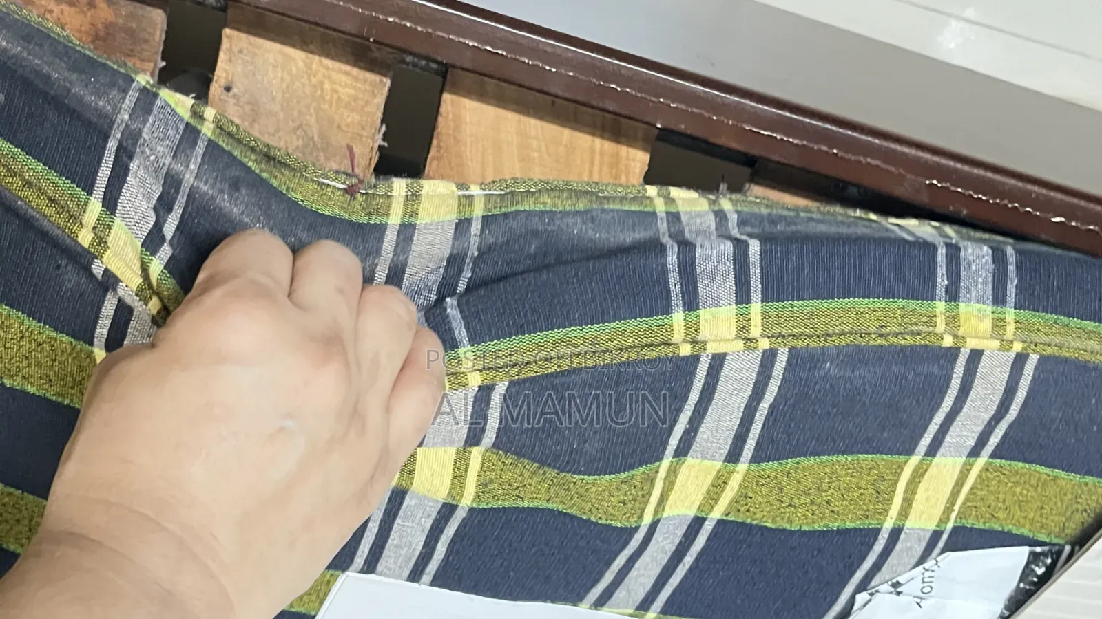 Malaysian 6/7 Feet Bed With Mattress
