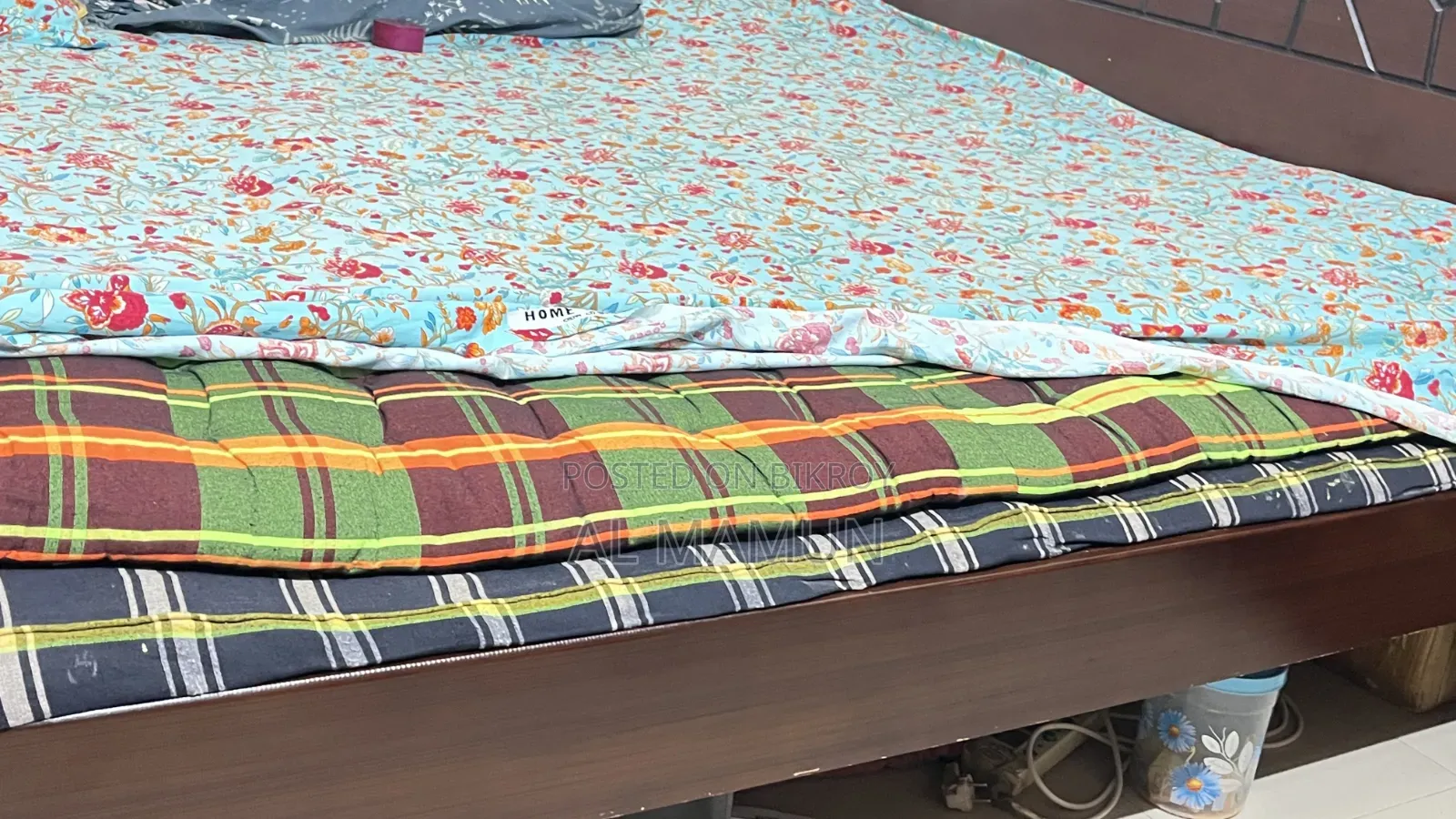 Malaysian 6/7 Feet Bed With Mattress