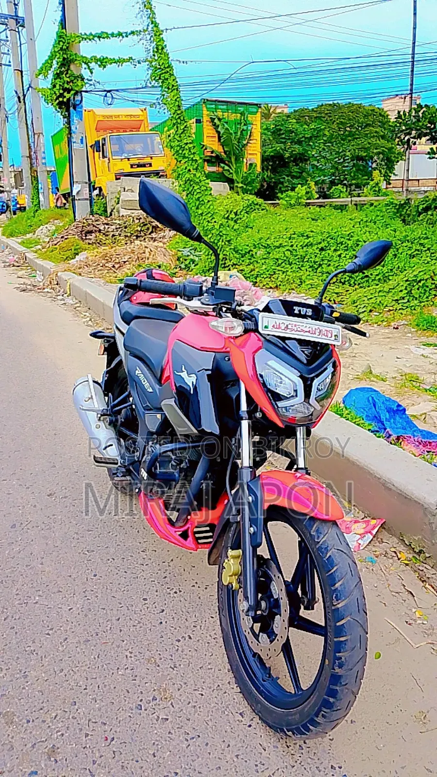 TVS Raider 125 2022 Red