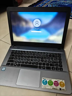 Laptop ASUS X44C 12GB Intel Core 3 SSD 256GB
