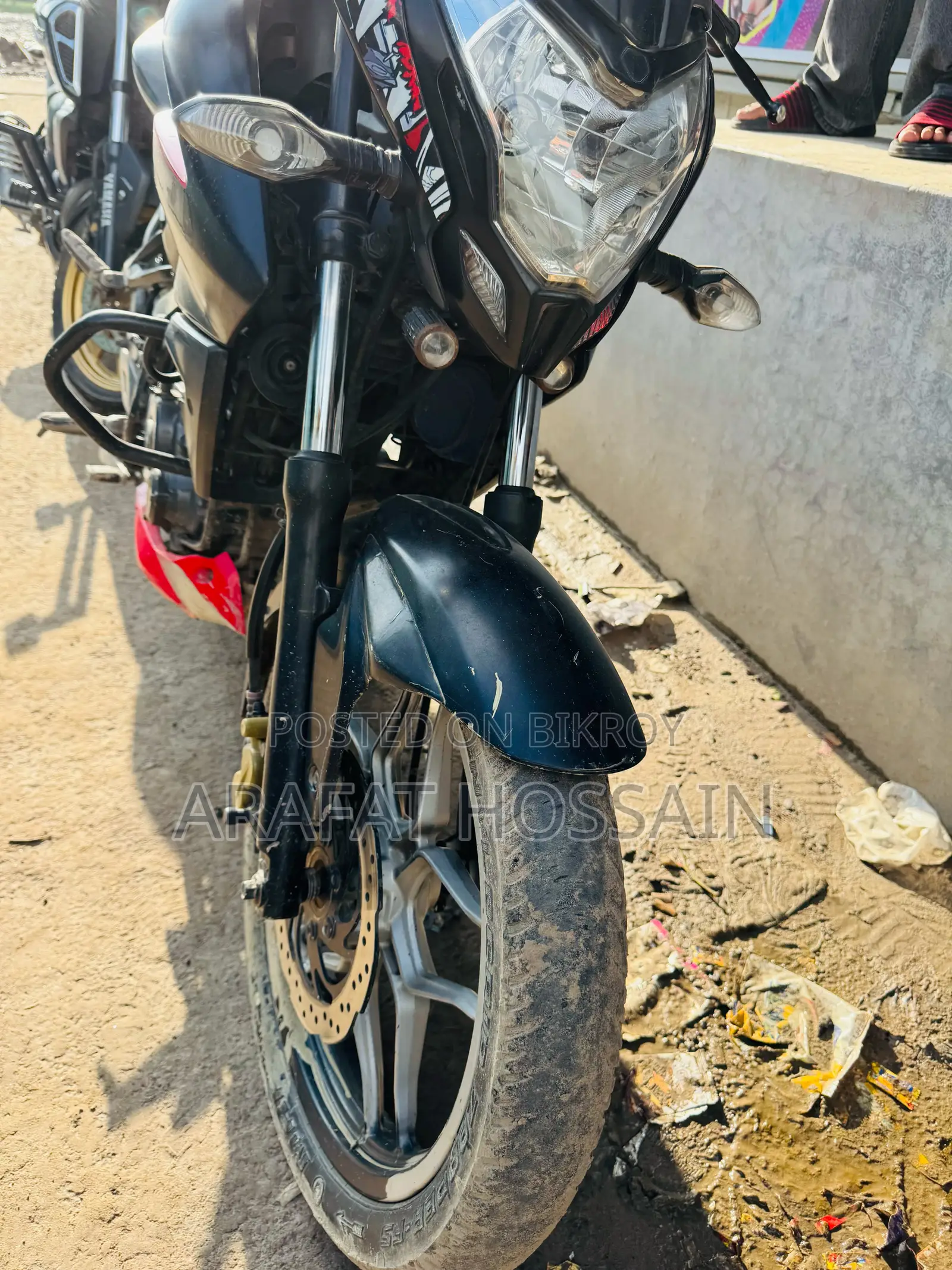 Bajaj Pulsar NS 160 2021 Red