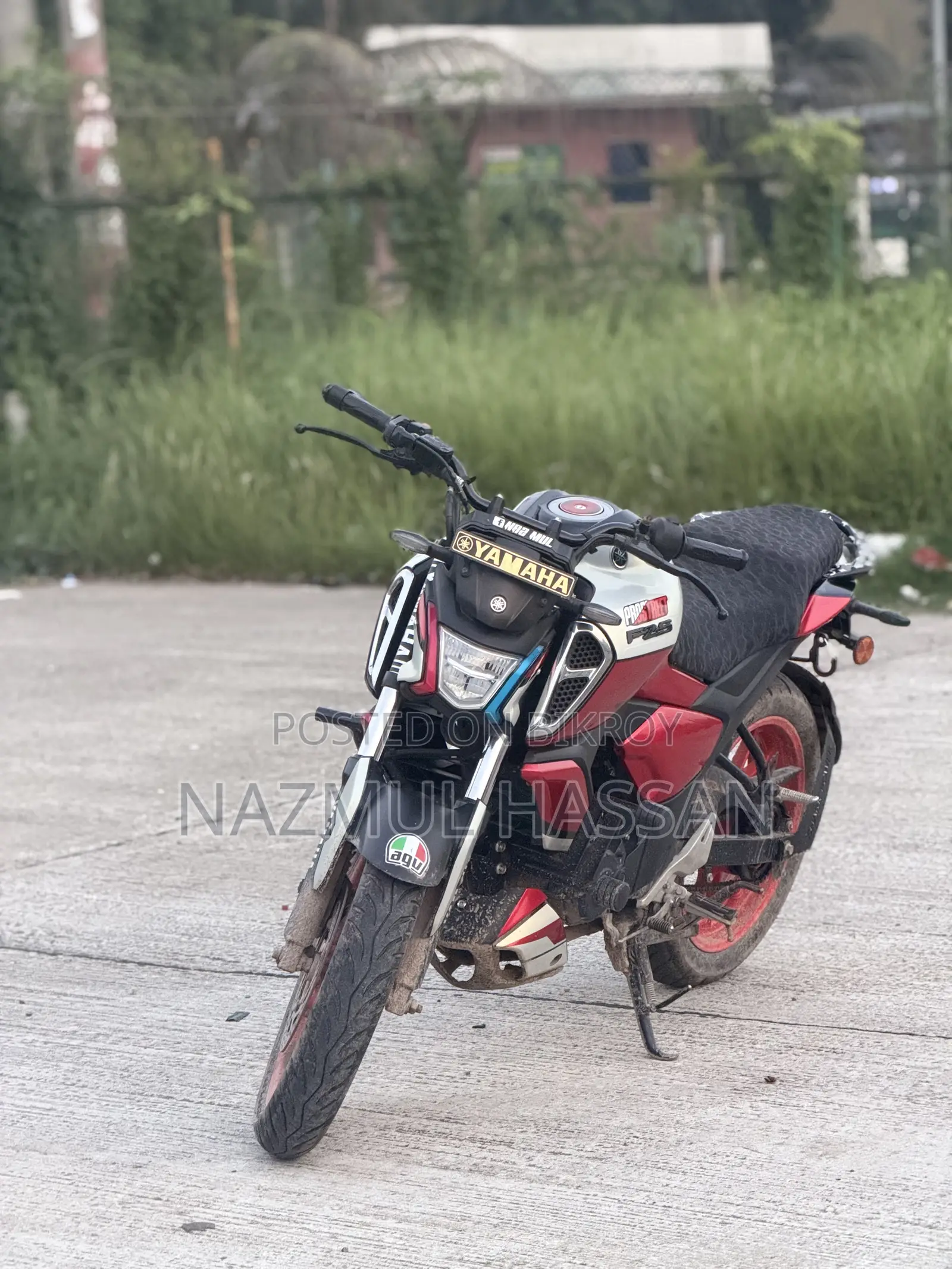 ইয়ামাহা এফজেড ২০২৫ সাদা