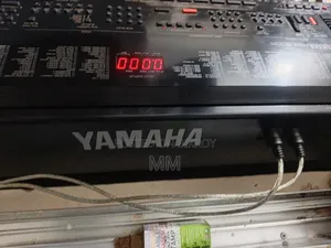 ইয়ামাহা (Yamaha) পিএসআর-৫০০এম কিবোর্ড বিক্রি হবে - খুব ভালো কন্ডিশন
