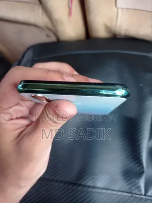 ভিভো ওয়াই১৭ ২৫৬ জিবি হোয়াইট