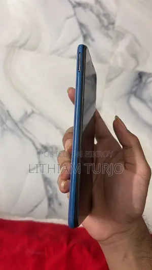 Samsung Galaxy A30 64 GB Blue