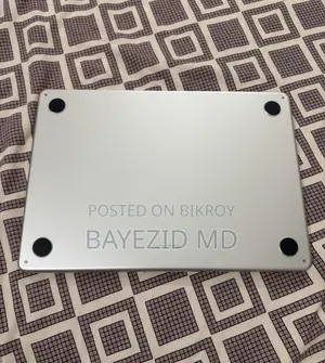 Laptop Apple MacBook Air 2022 M2 8GB Apple M2 SSD 256GB