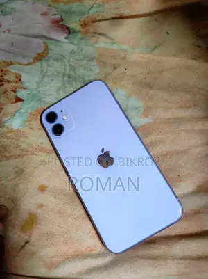 Apple iPhone 11 64 GB Purple