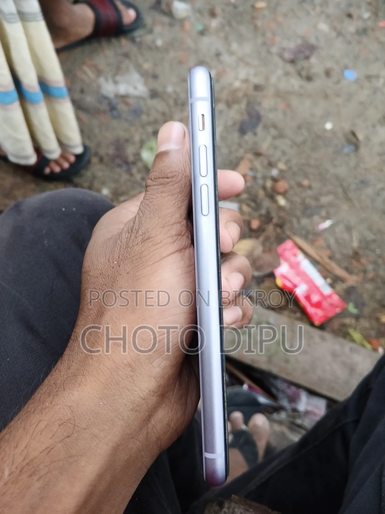 অ্যাপল আইফোন ১১ ২৫৬ জিবি পার্পল