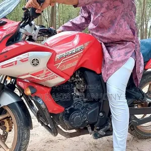 Yamaha FZ 2016 Red