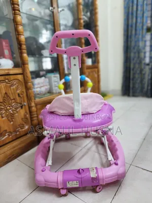 চায়না বেবি ওয়াকার