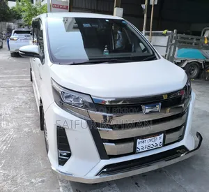 Toyota Noah 2019 Pearl