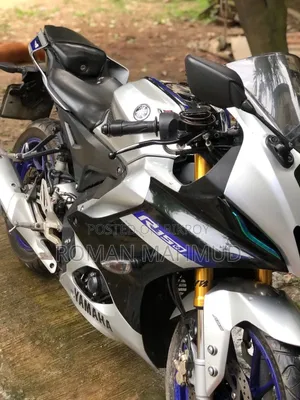 Yamaha R1 2022 Silver