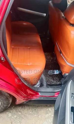 Toyota IST 2004 Red
