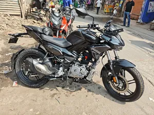 Hero Xtreme 125R 2025 Black