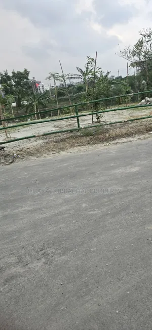 উত্তরা তৃতীয় প্রকল্প ৩ কাঠা প্লট বিক্রি হবে