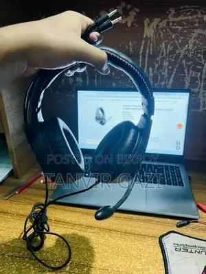হেডফোন