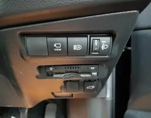 Toyota Corolla Cross 1.8 Hybrid FWD 2022 Black