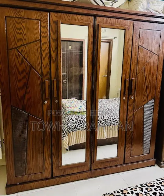 4 Door Wooden Almirah