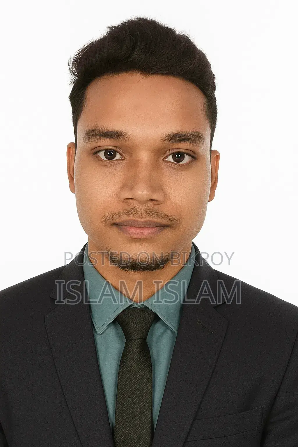 Looking for an in Charge Job