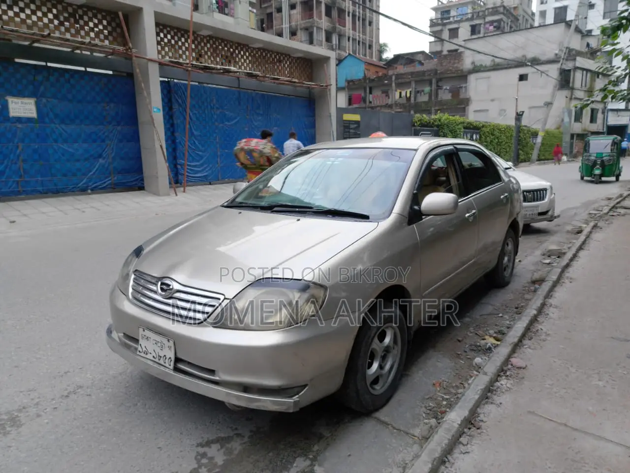 Toyota Corolla 2004 Gold