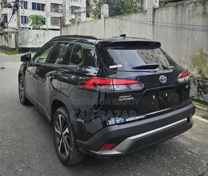 Toyota Corolla Cross 1.8 Hybrid FWD 2022 Black