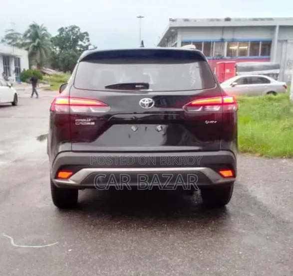 Toyota Corolla Cross 1.8 Hybrid FWD 2022 Black