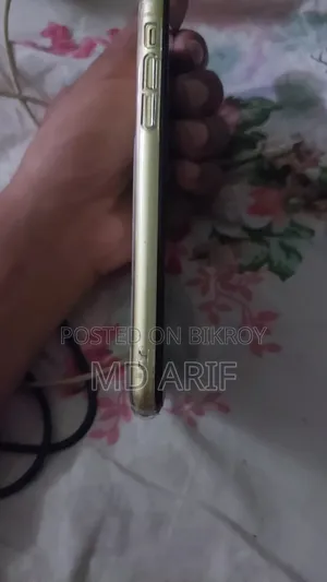 Apple iPhone 11 128 GB Yellow