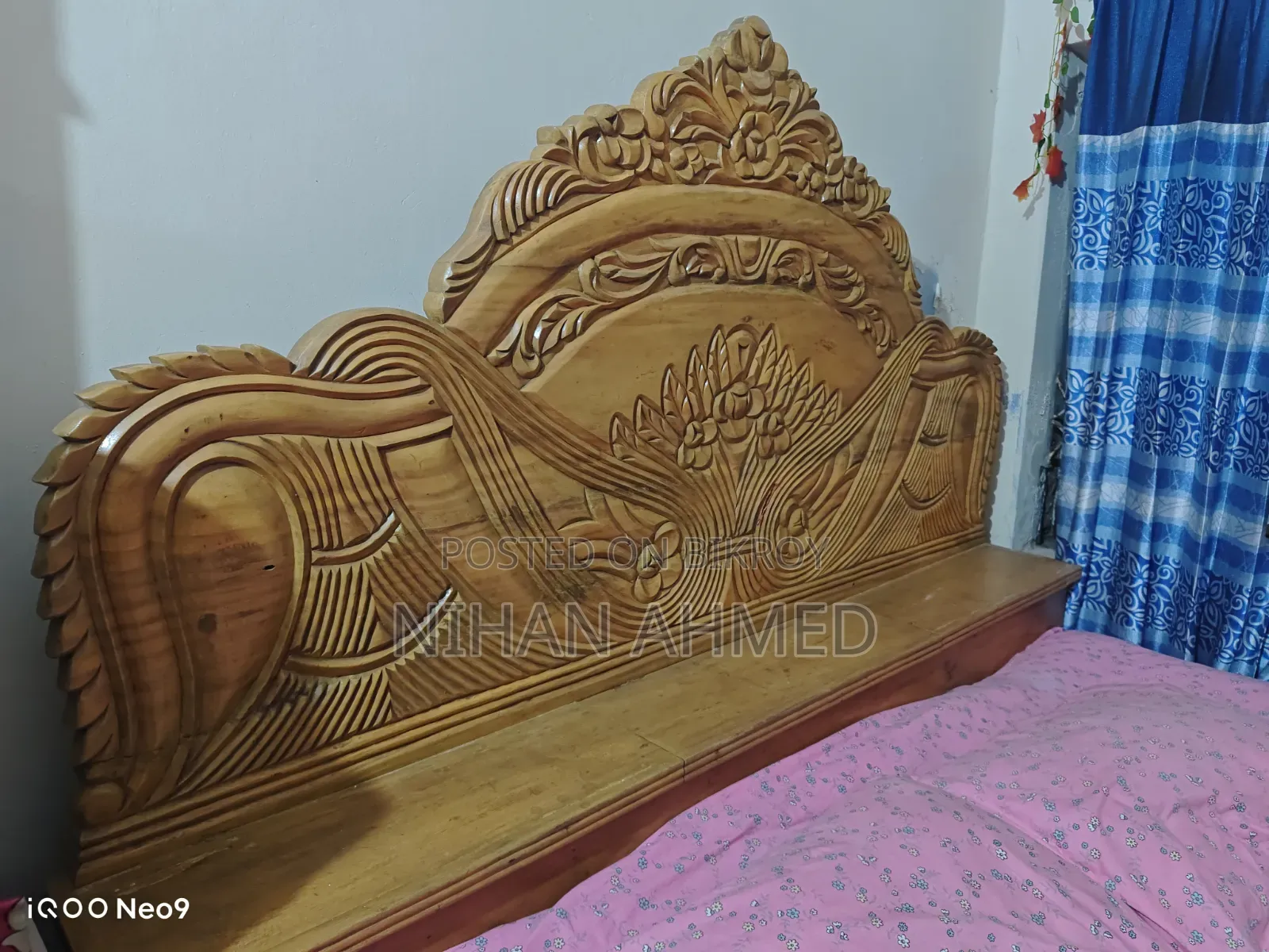 Semi Box Bed