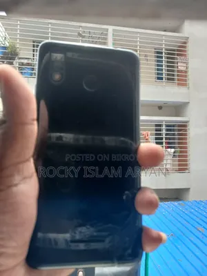 Walton 16 GB Black