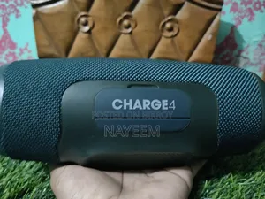 JBL Charge 4