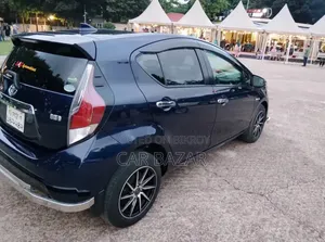 Toyota Aqua 2017 Blue