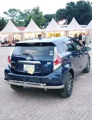 Toyota Aqua 2017 Blue