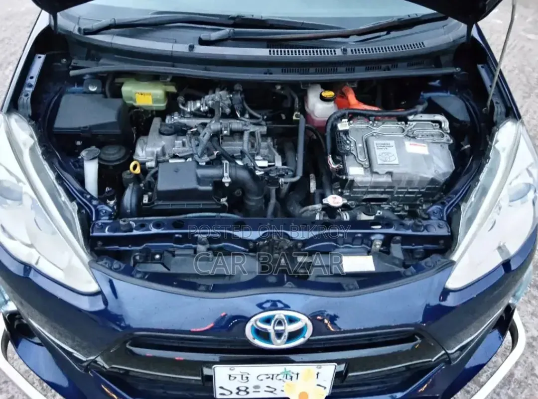 Toyota Aqua 2017 Blue