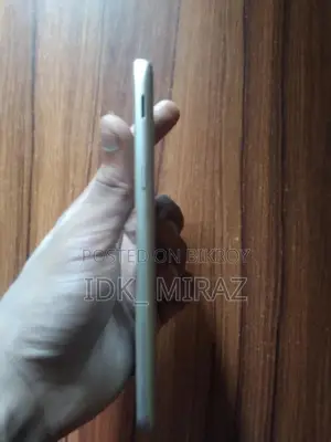 Samsung Galaxy J5 Pro 32 GB Gold