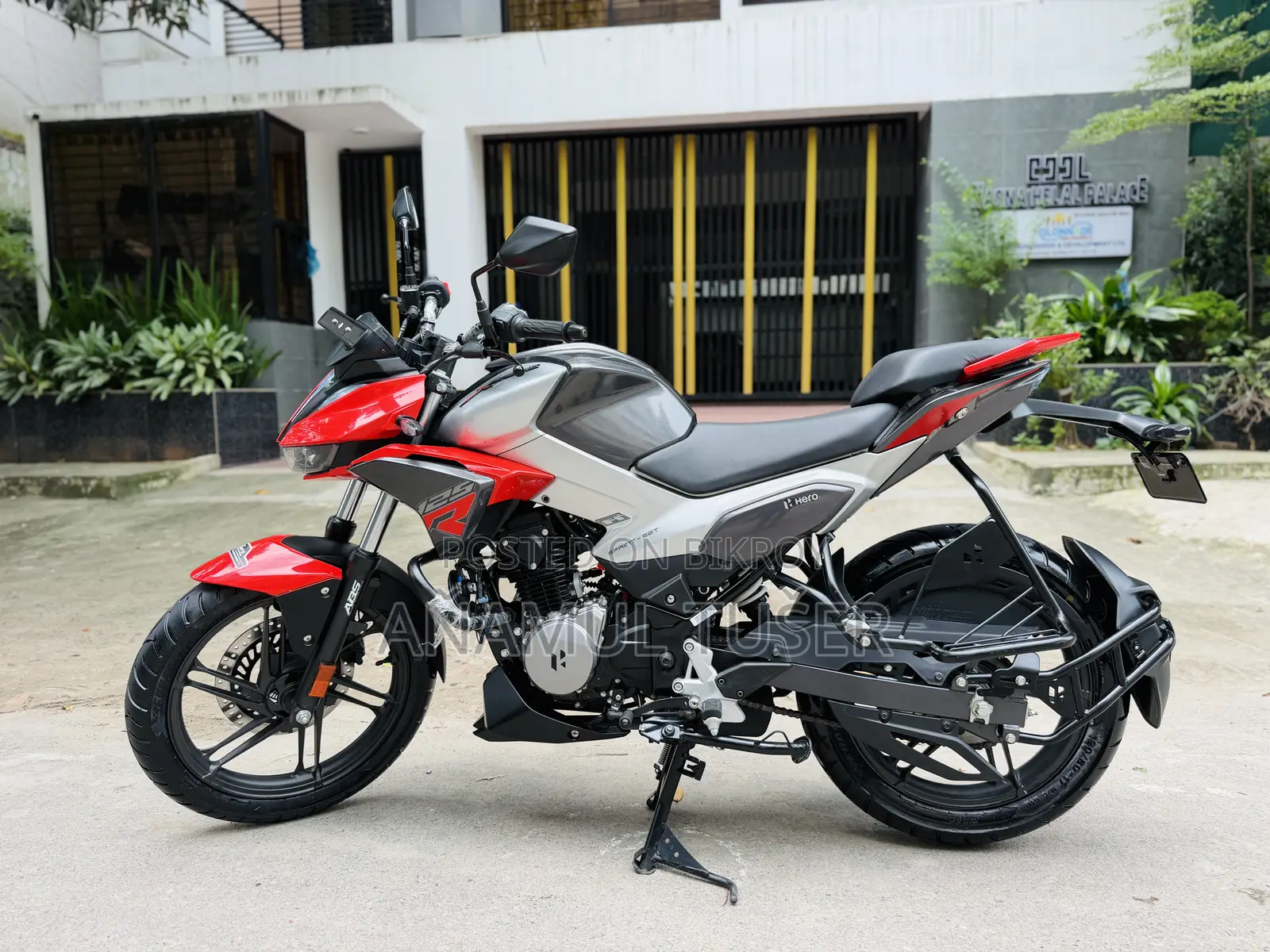 New Hero Xtreme 125R 2026 Silver