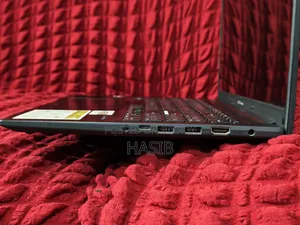 Laptop ASUS Vivobook 15 16GB AMD Ryzen SSD 512GB