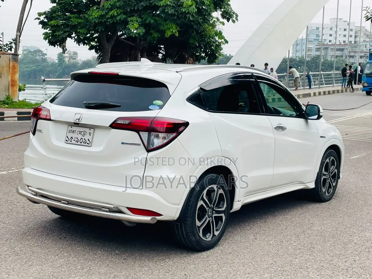New Honda Vezel 1.5 Hybrid 2 Wheel Drive 2014 White