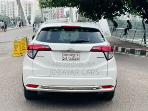 New Honda Vezel 1.5 Hybrid 2 Wheel Drive 2014 White