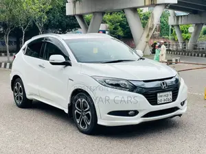 New Honda Vezel 1.5 Hybrid 2 Wheel Drive 2014 White