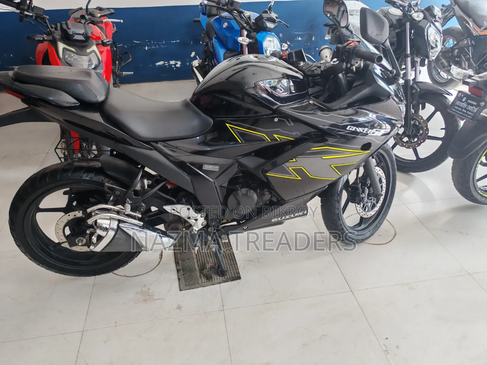 Suzuki Gixxer SF FI 2025 Black